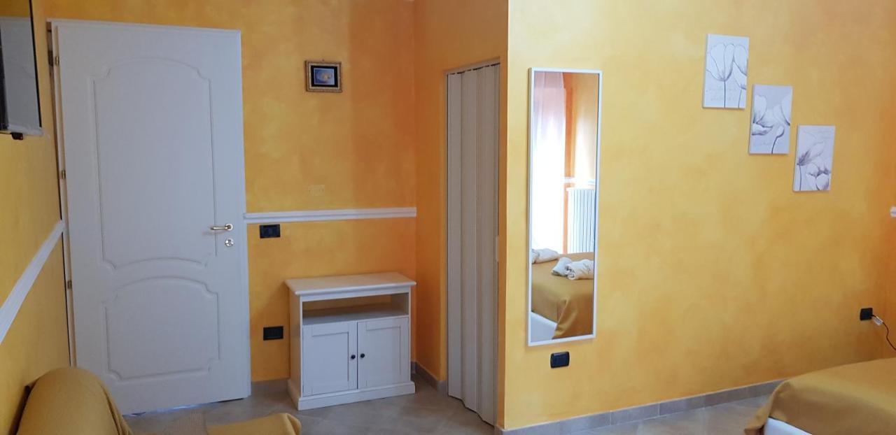 B&B Del Corso Vittorio Vibo Valentia Exteriör bild
