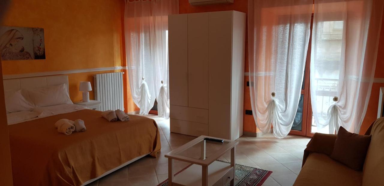 B&B Del Corso Vittorio Vibo Valentia Exteriör bild